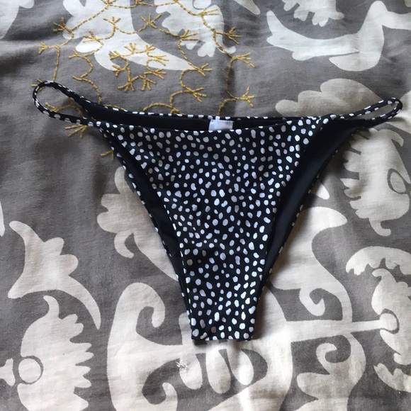 Blackbough Swim Other - NWOT Blackbough Swim Minimal Bikini Bottoms
